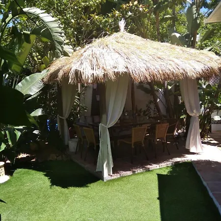 アパート El Jardin Secreto De Elviria