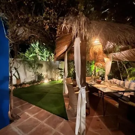 El Jardin Secreto De Elviria * Μαρμπέλλα
