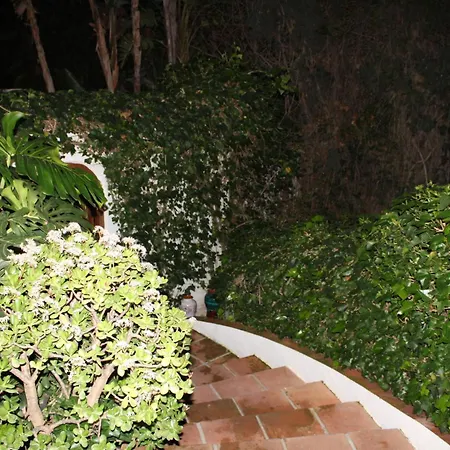 El Jardin Secreto De Elviria アパート