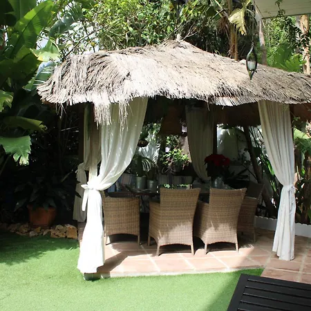 El Jardin Secreto De Elviria Μαρμπέλλα